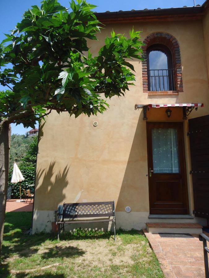 Villa Di Papiano San Baronto ภายนอก รูปภาพ